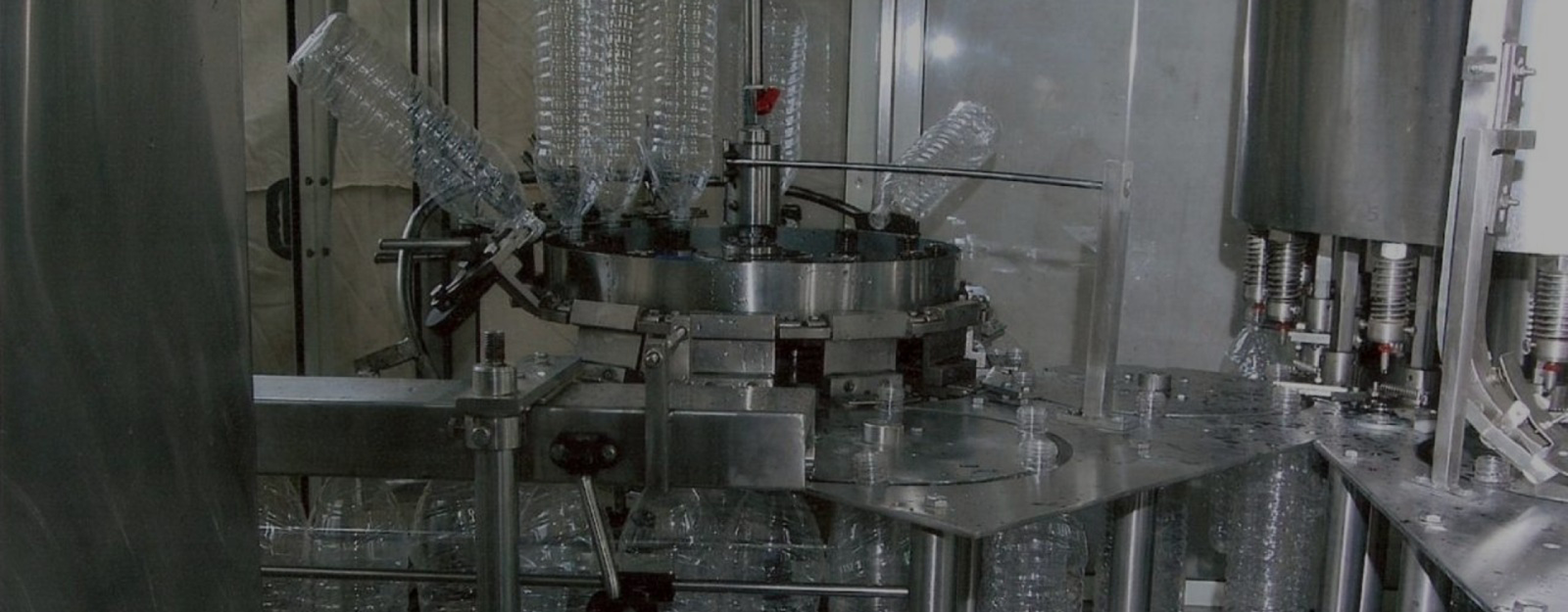 Solving PET Bottle Defects: How Automatic Blow Moulding Machines Eliminate Wall Thinning